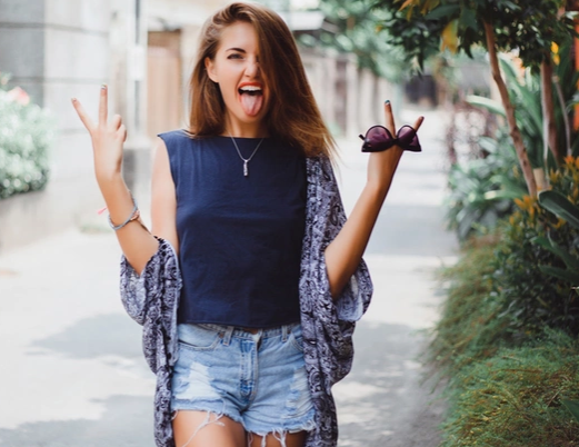 soltera-y-feliz-mujeres-que-aprovechan-su-solteria-para-viajar-son-las-mas-inteligentes