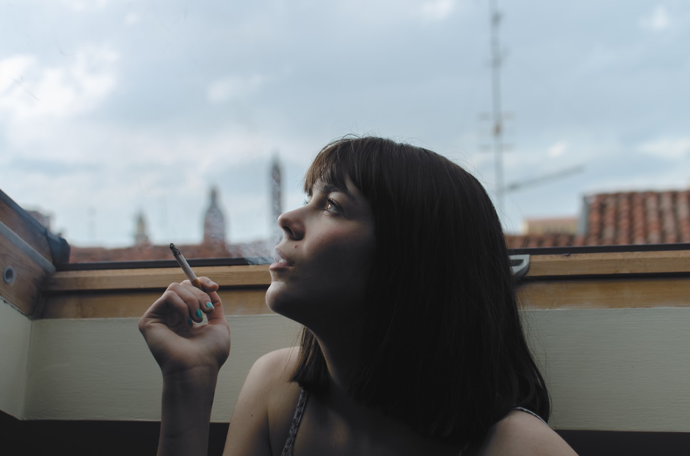 el-uso-de-cannabis-antes-del-hacer-el-amor-hace-todo-mas-explosivo-002