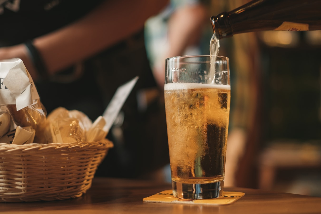 mientras-mas-cerveza-beba-una-mujer-mas-fiel-es-segun-estudios-002