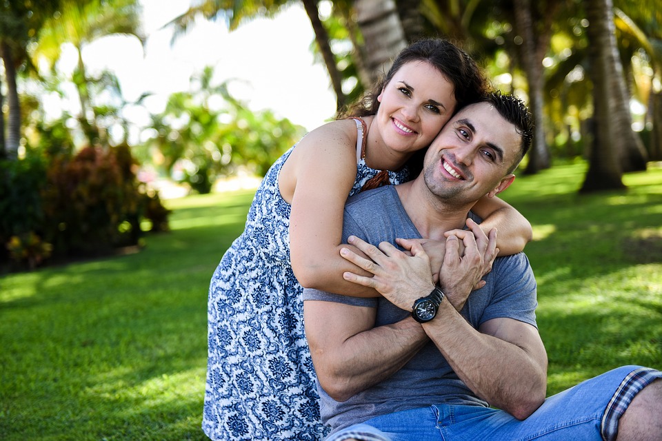 once-cosas-que-te-demuestran-que-un-hombre-esta-realmente-enamorado-de-ti-005