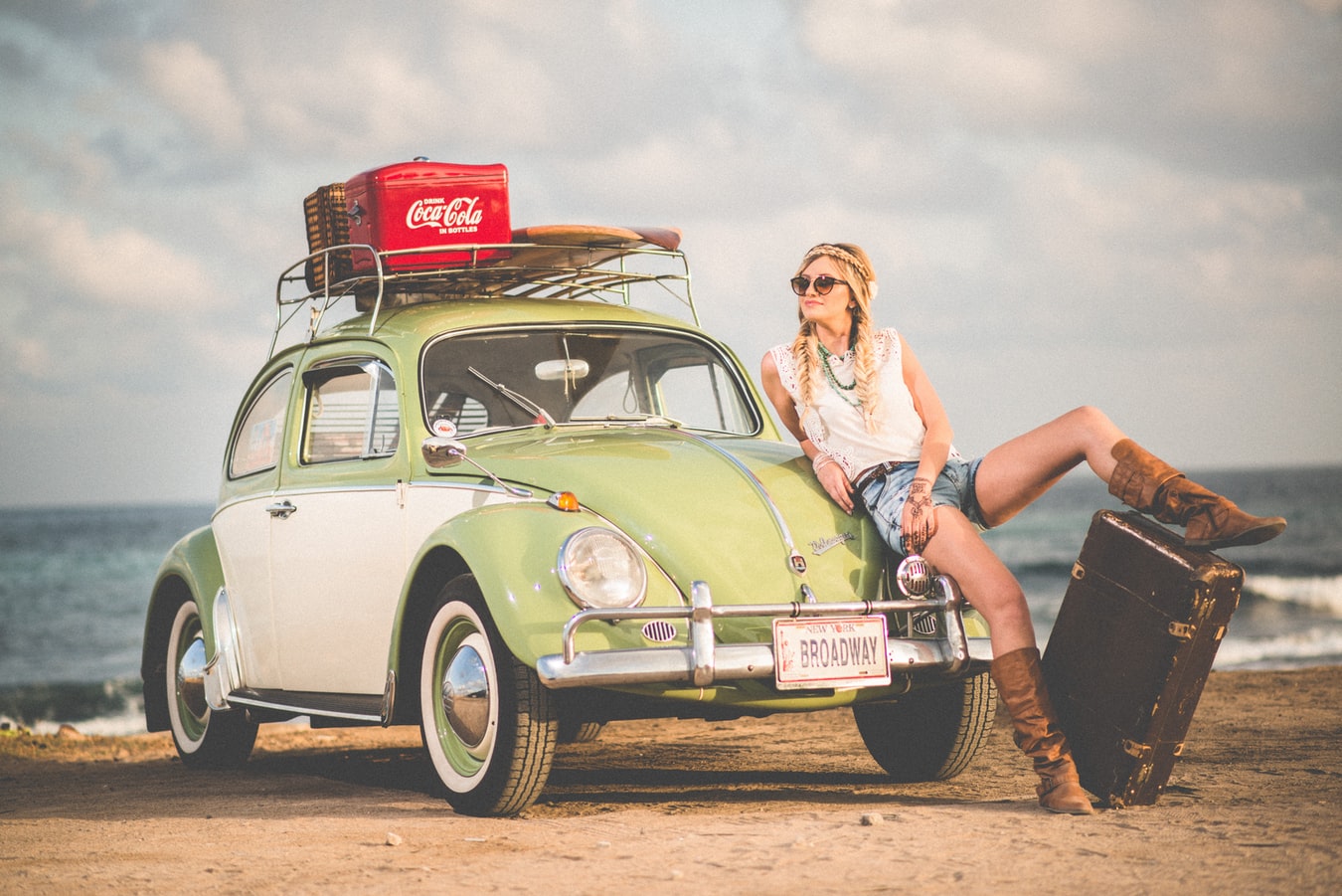 soltera-y-feliz-mujeres-que-aprovechan-su-solteria-para-viajar-son-las-mas-inteligentes-000